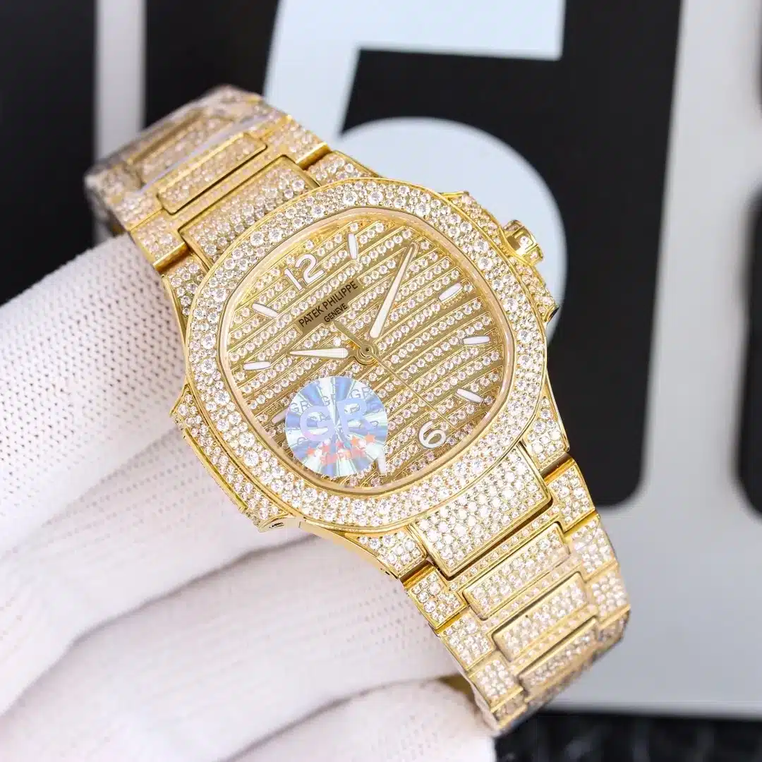 Nautilus 7118/1450R-001 Ladies Automatic 35.2 mm,Rose gold