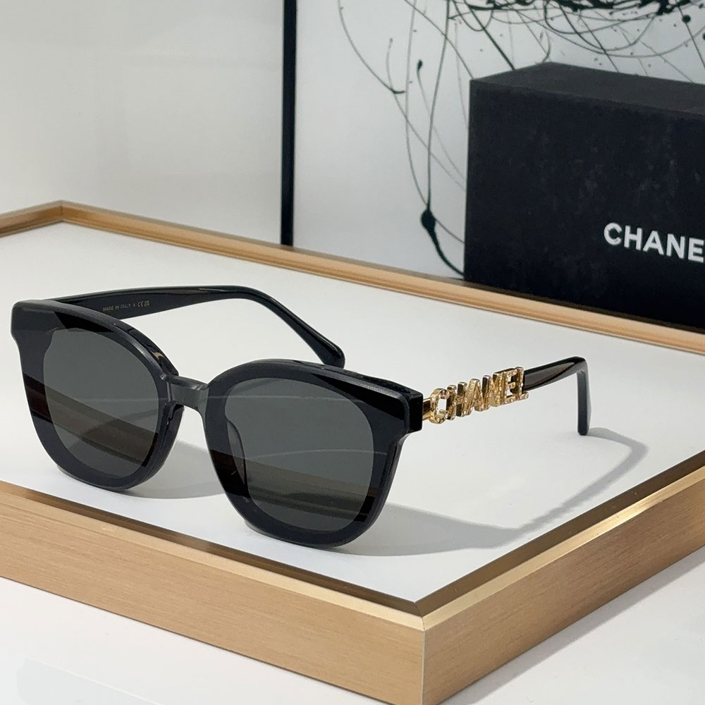 Chanel Mirror leg Hollowed out Logo Sunglasses Top quality （Replica）