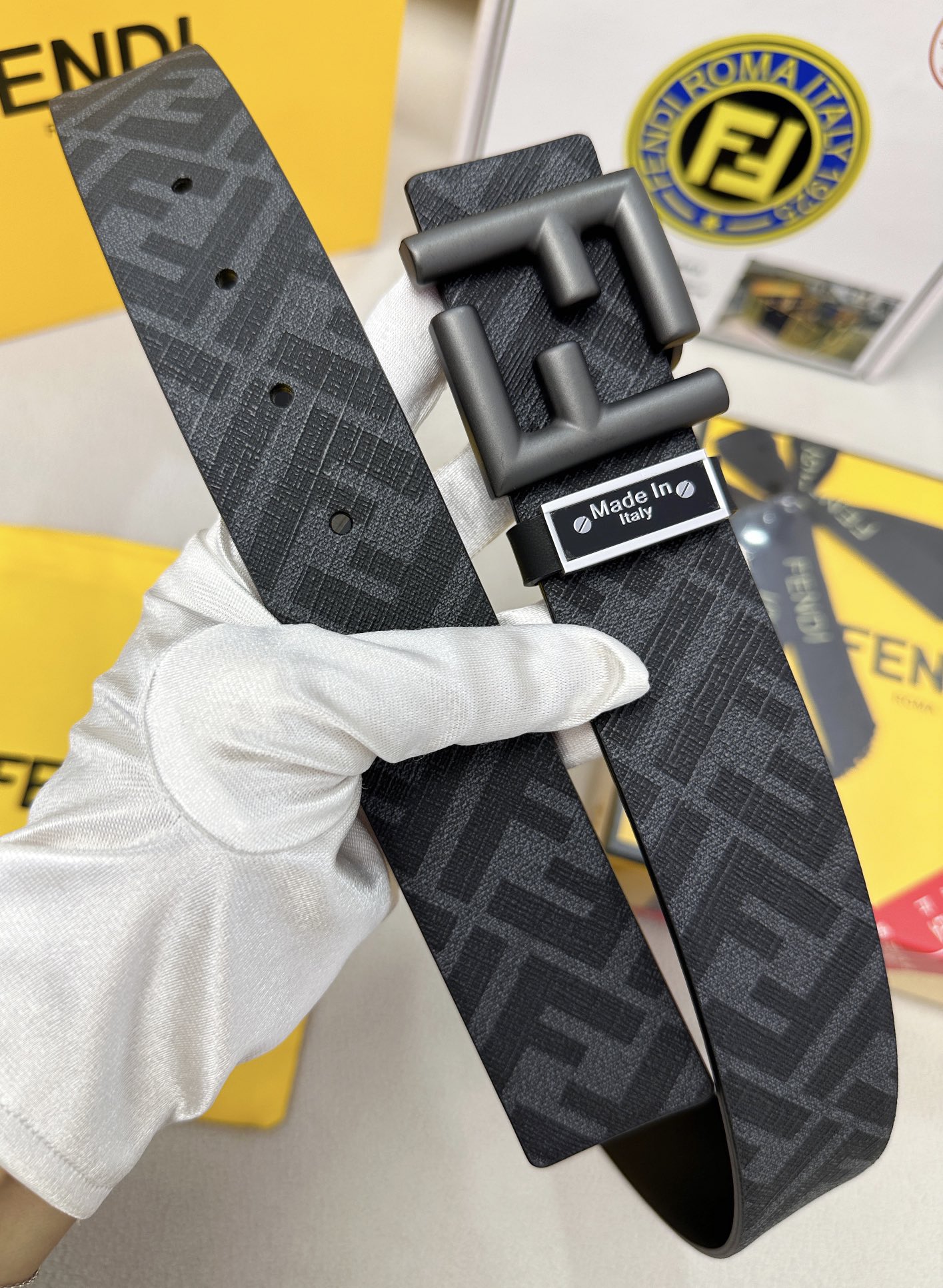 Fendi Leather Belts 1:1 Mirror Version