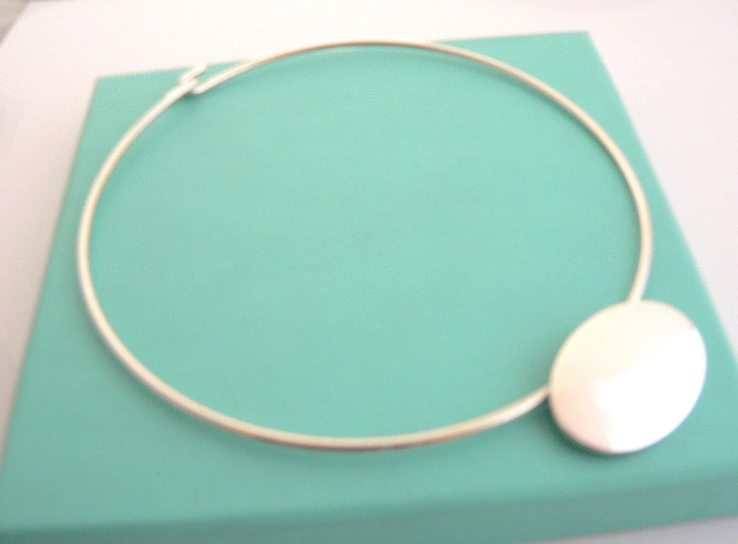 Tiffany & Co Silver Modern Oval Wire Necklace Pendant Charm Engravable Gift Love