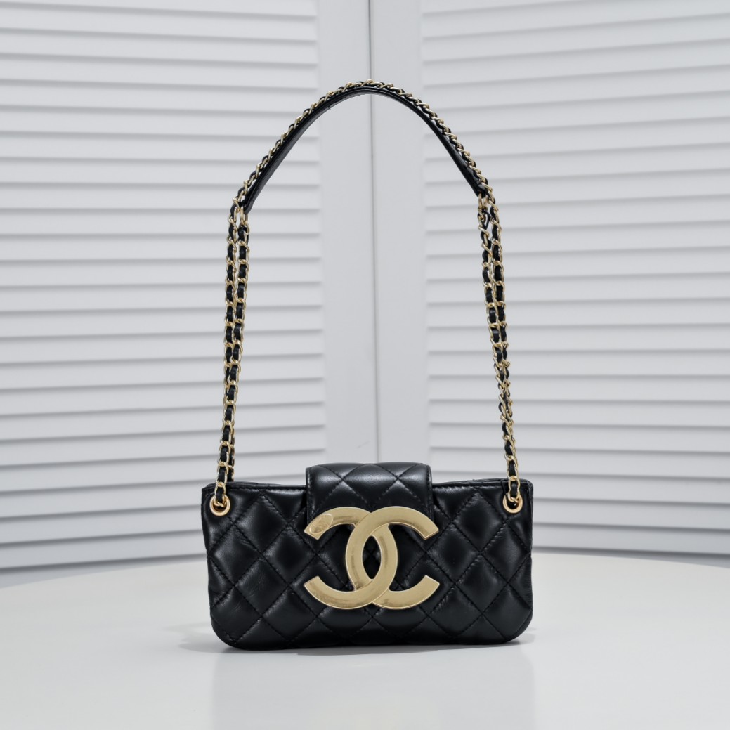 Chanel 24C Shoulder Bag Handbag