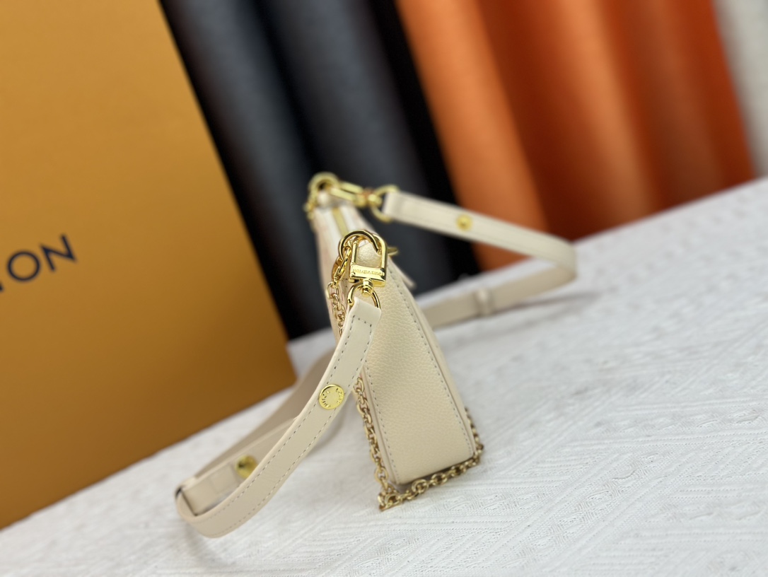 Louis Vuitton Easy Pouch On Strap Shoulder Bag Handbag