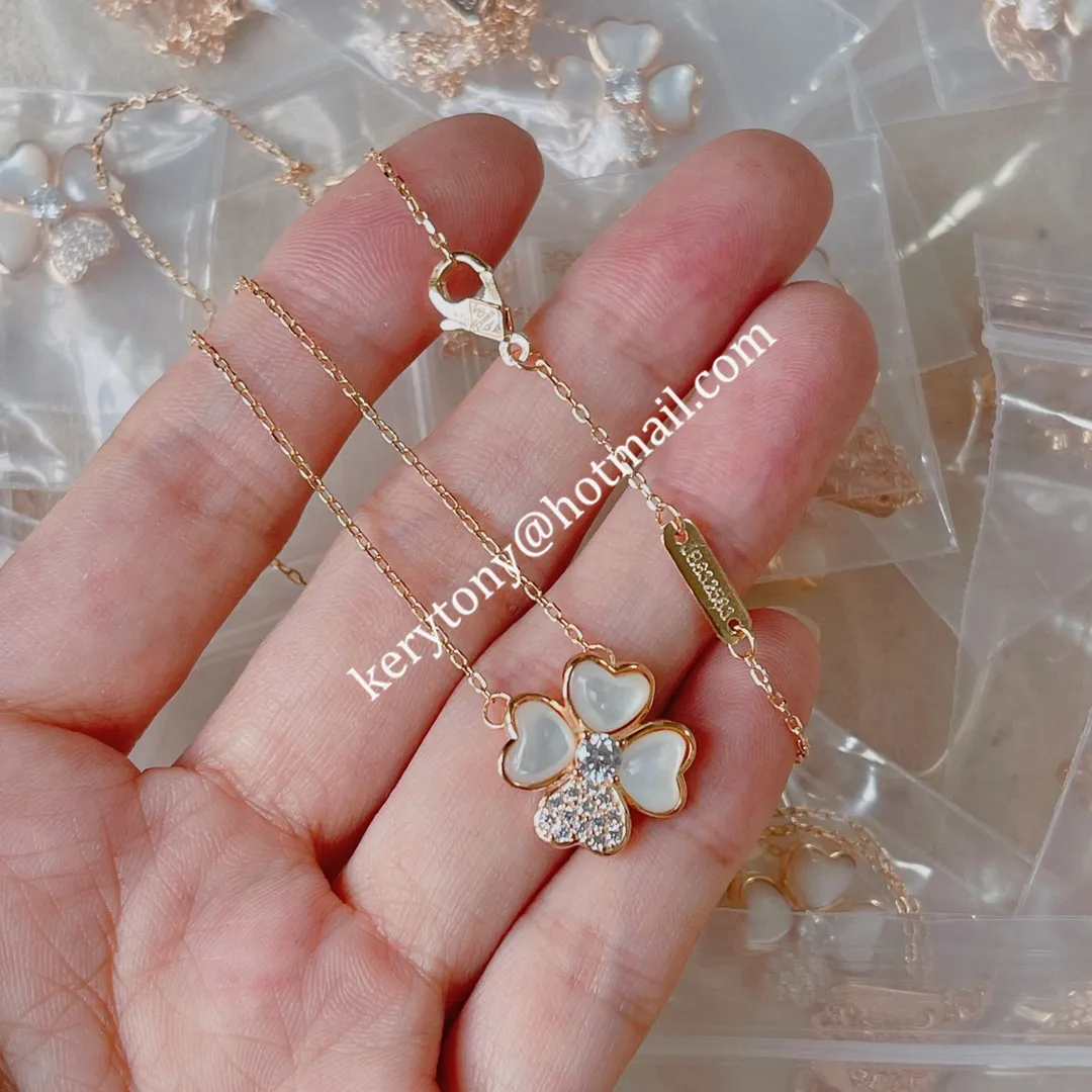 Top Sale Van Cleef Arpels Cosmos Clip Pendant Rose Gold With Diamond White/Red/Black/Green Low Price