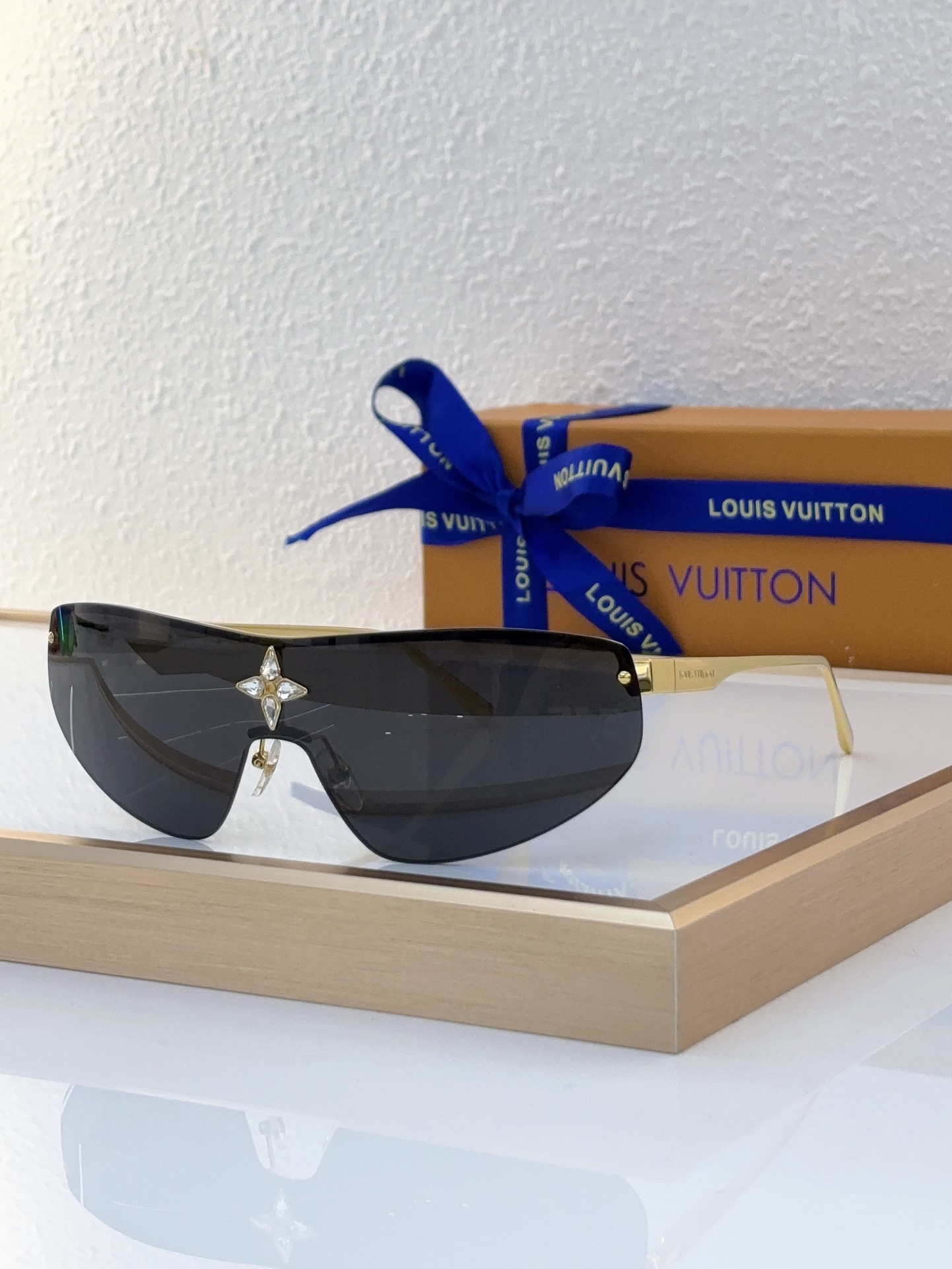 Louis Vuitton LV Sunglasses