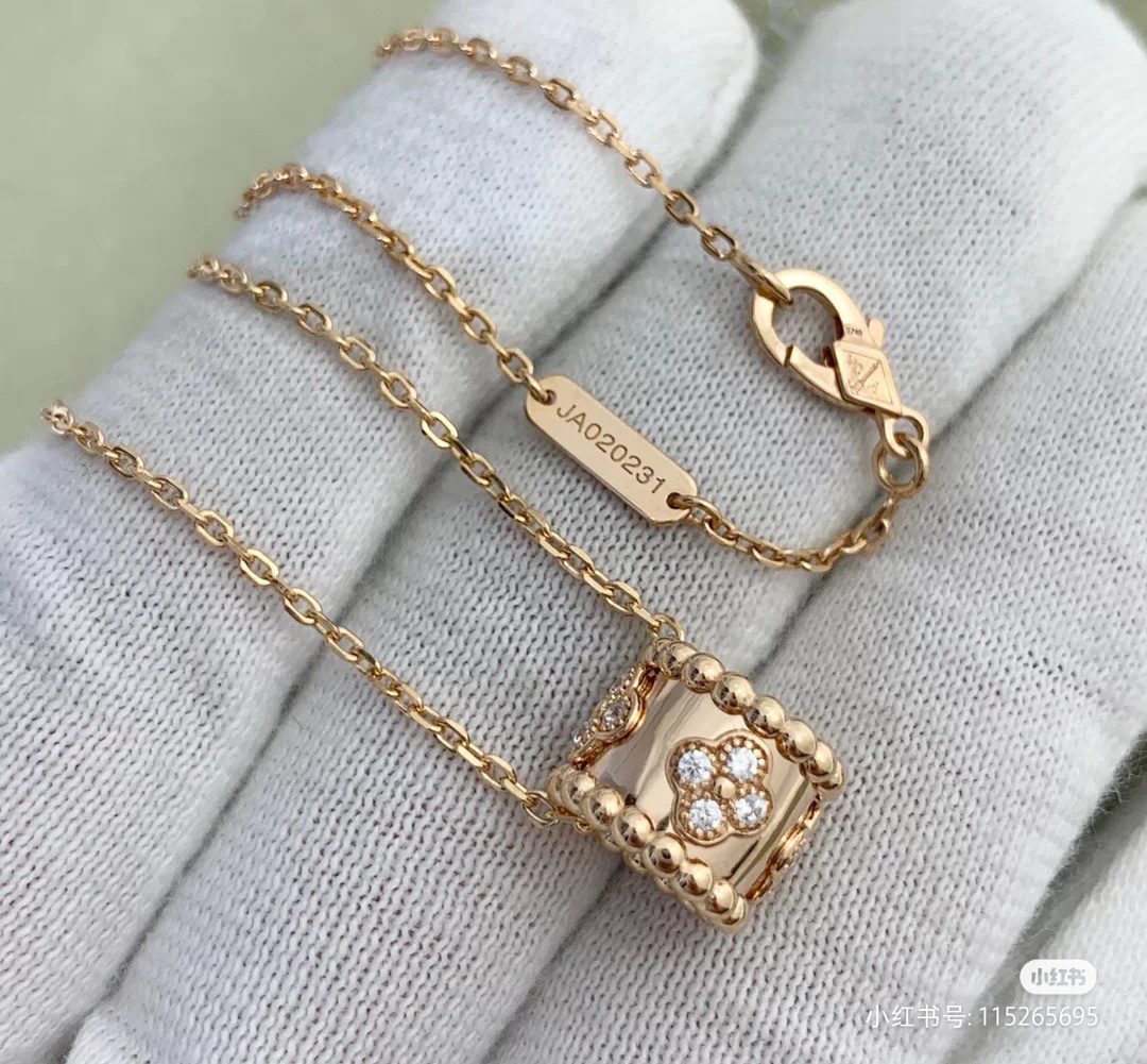 Van Cleef & Arpels Kaleidoscope Necklace, Perlée clovers pendant