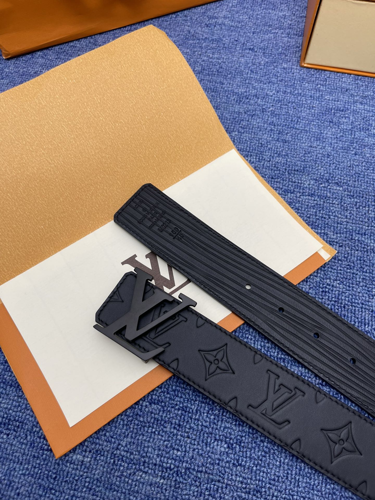 Louis Vuitton LV Leather Belts 1:1 Mirror Version