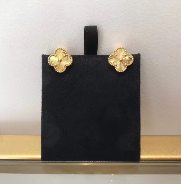 Van Cleef Clover Earring Dupe