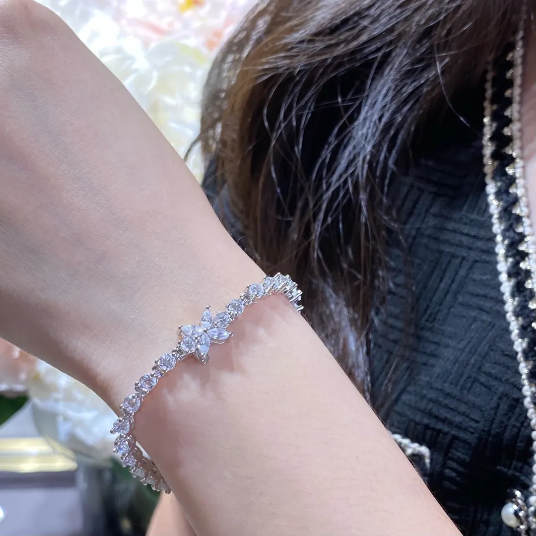 Tiffany Tennis Bracelet in Platinum with Diamonds