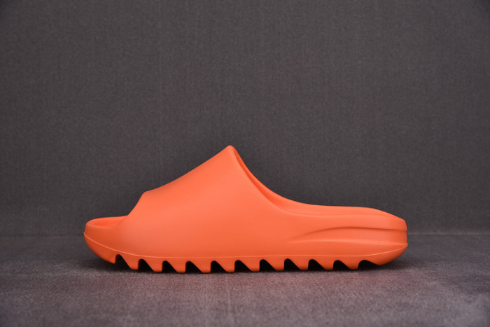 Yeezy Slide orange FY7497