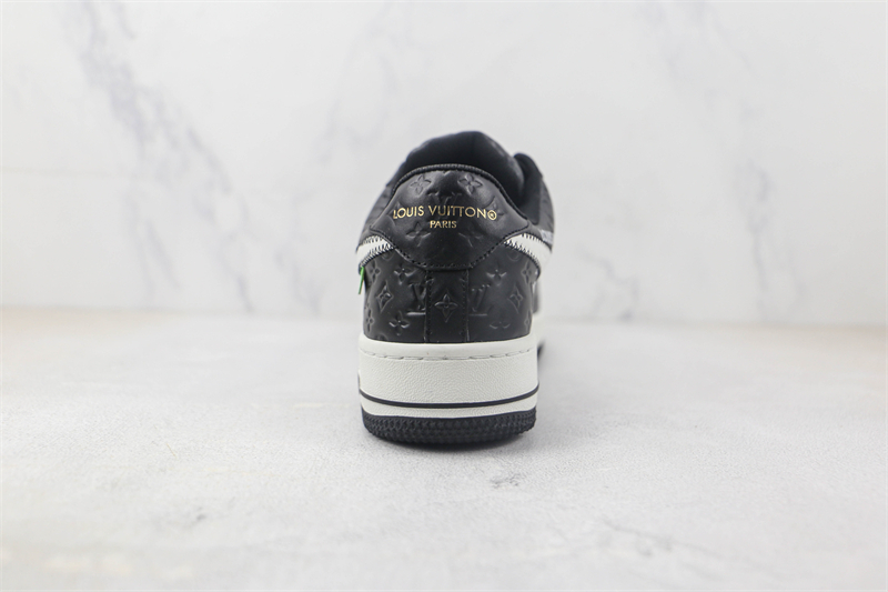 Louis Vuitton x Nike Air Force 1'07 LV8 Low Black/white/LV Monogram