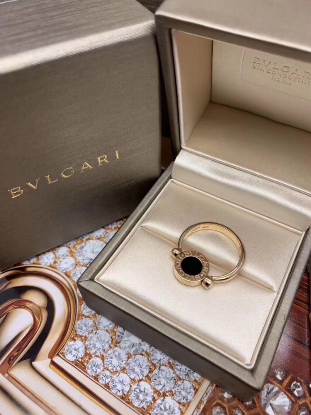 BVLGARI BVLGARI RING, White & Black