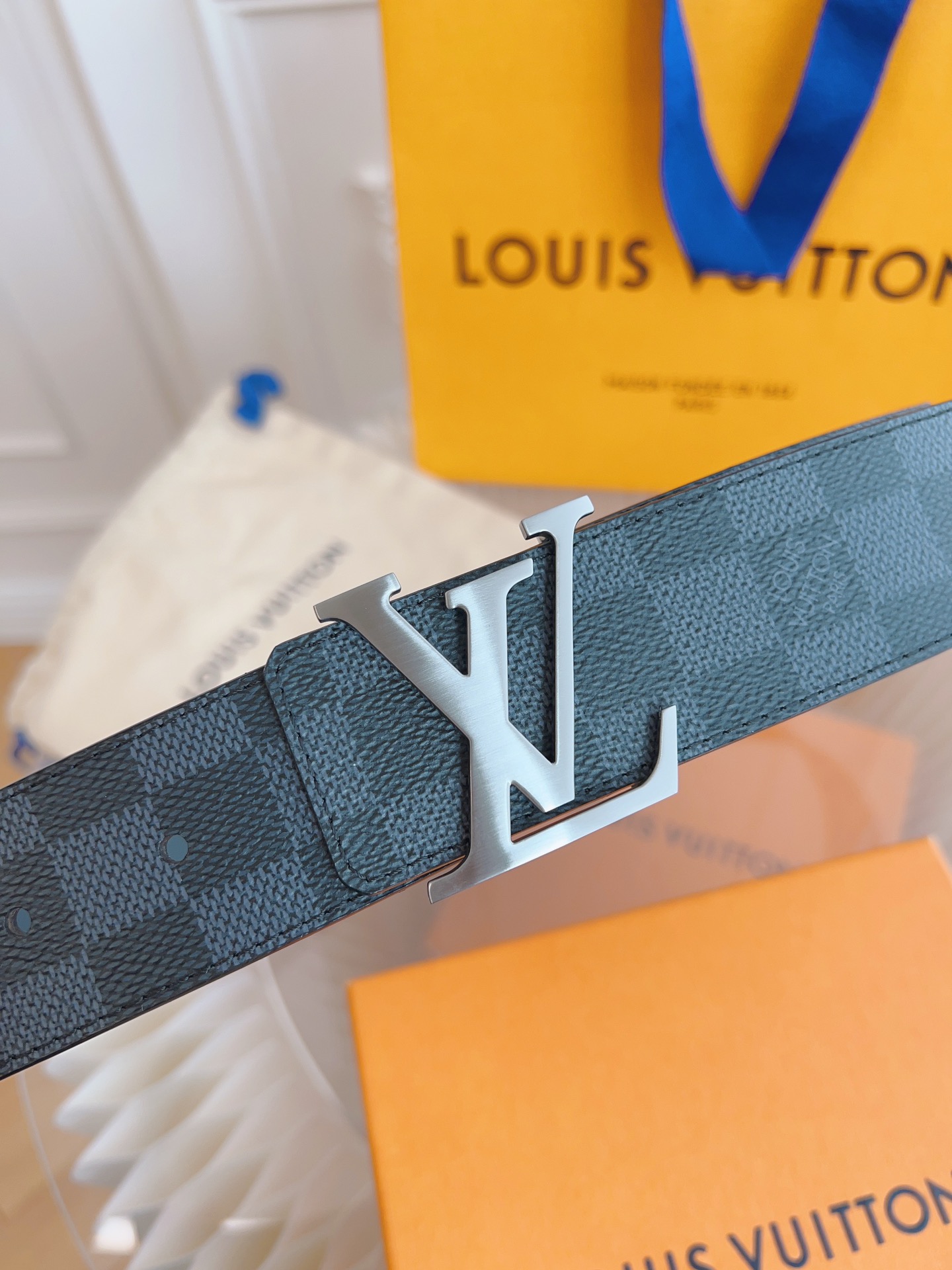 Louis Vuitton LV Leather Belts 1:1 Mirror Version