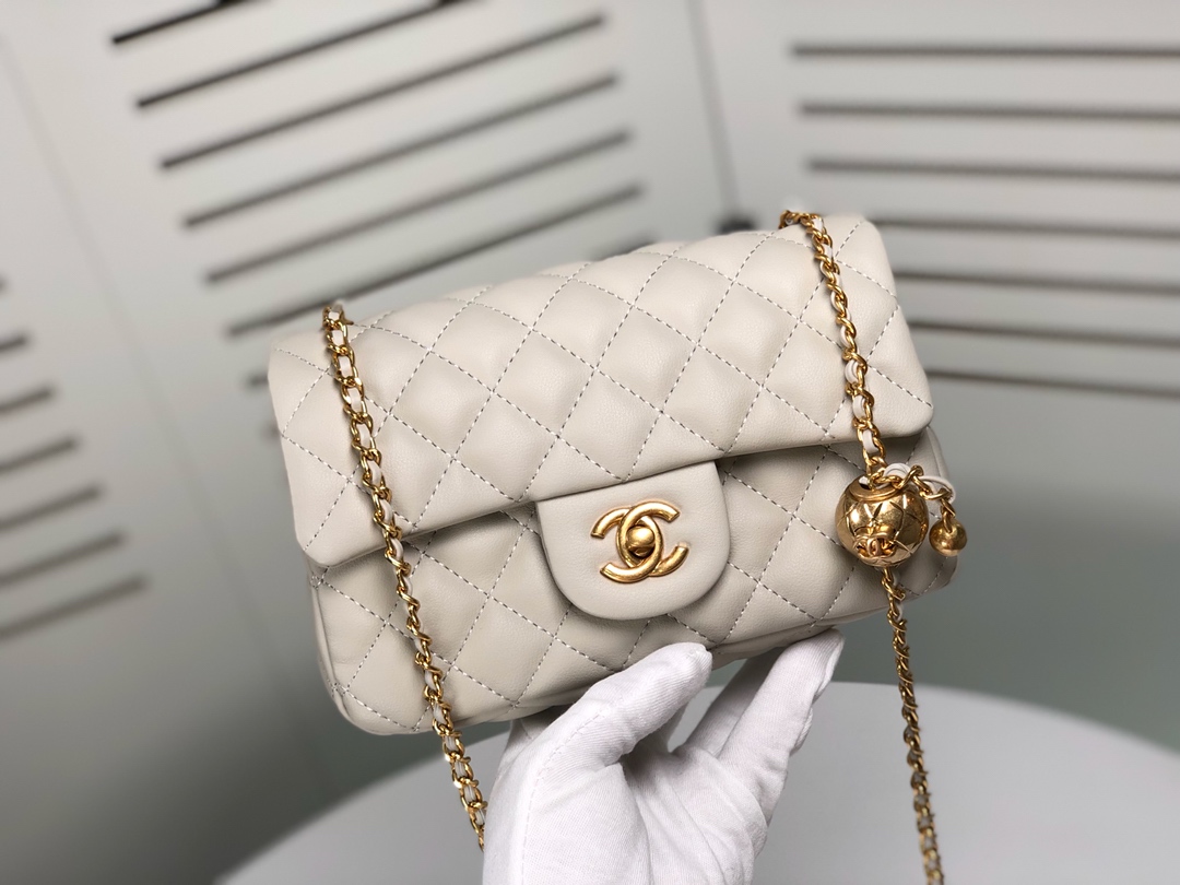 Chanel Cross Body Metal Ball Chain Shoulder Bag Handbag