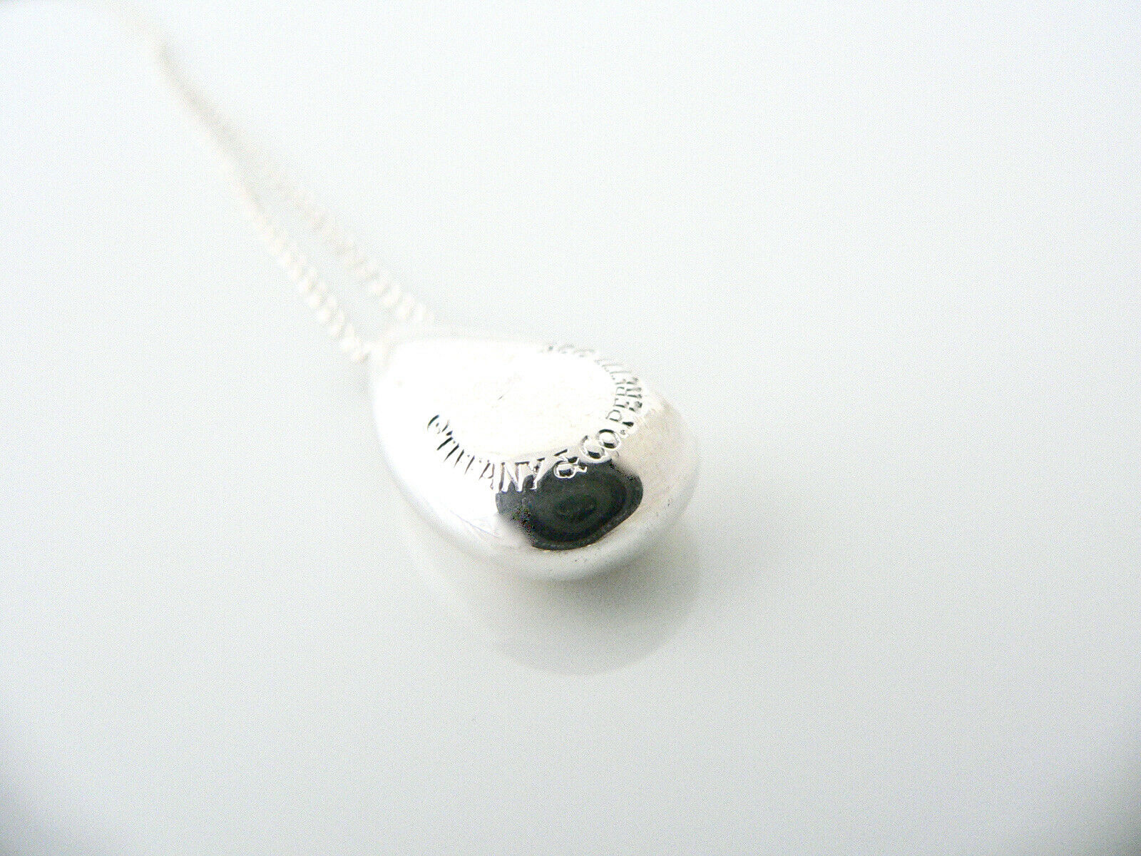 Tiffany & Co Teardrop Necklace Pendant Charm Chain Large Peretti Silver 24 Inch