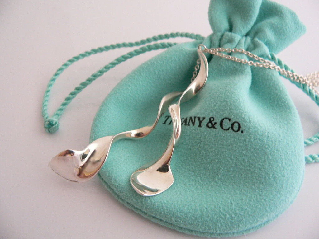 Tiffany & Co Gehry Double Orchid Necklace Dangle Chain Charm Silver Gift Pouch