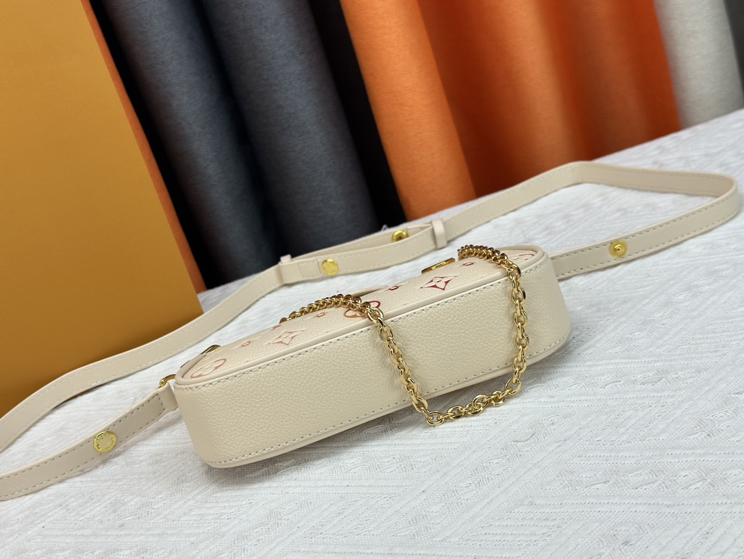 Louis Vuitton Easy Pouch On Strap Shoulder Bag Handbag