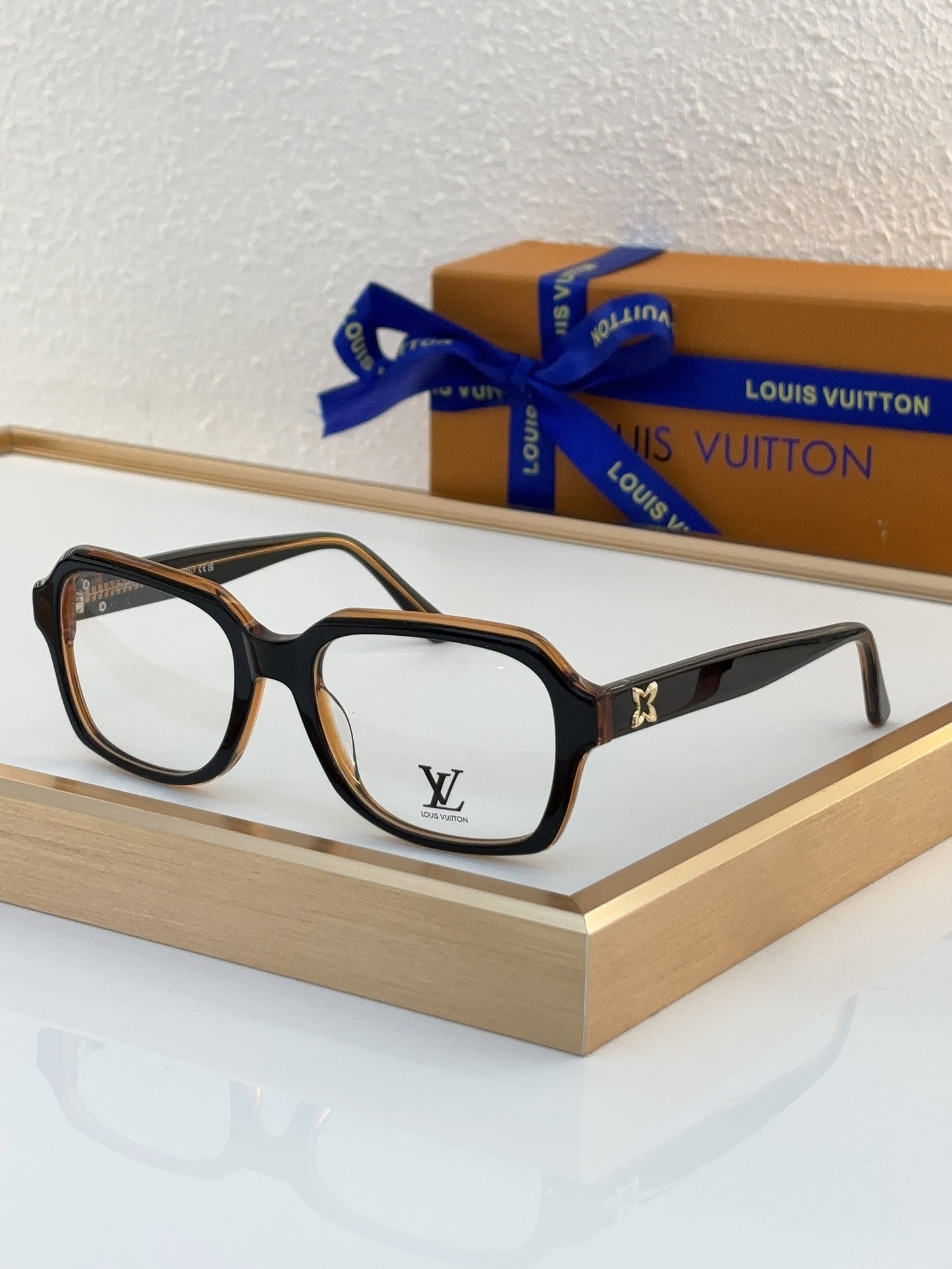 Louis Vuitton LV Sunglasses