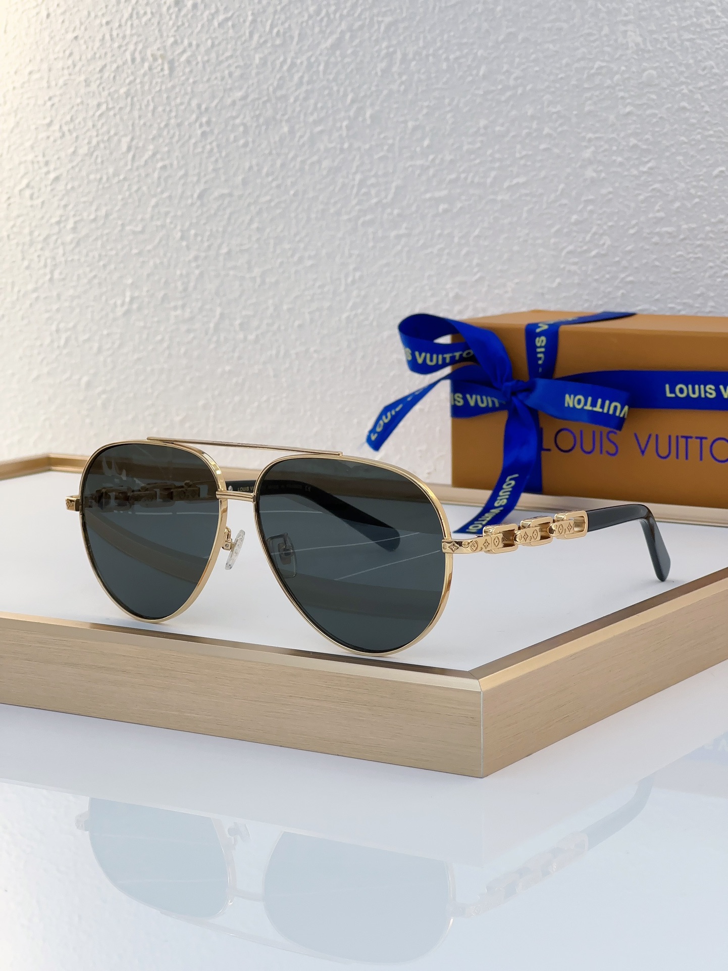 Louis Vuitton LV Sunglasses