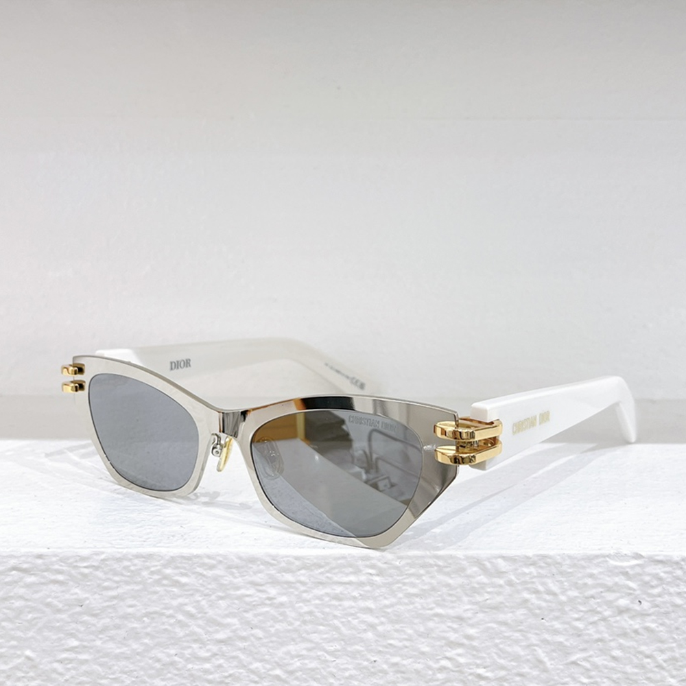 Dior Metal Letter Logo Sunglasses Top Quality (Replica）