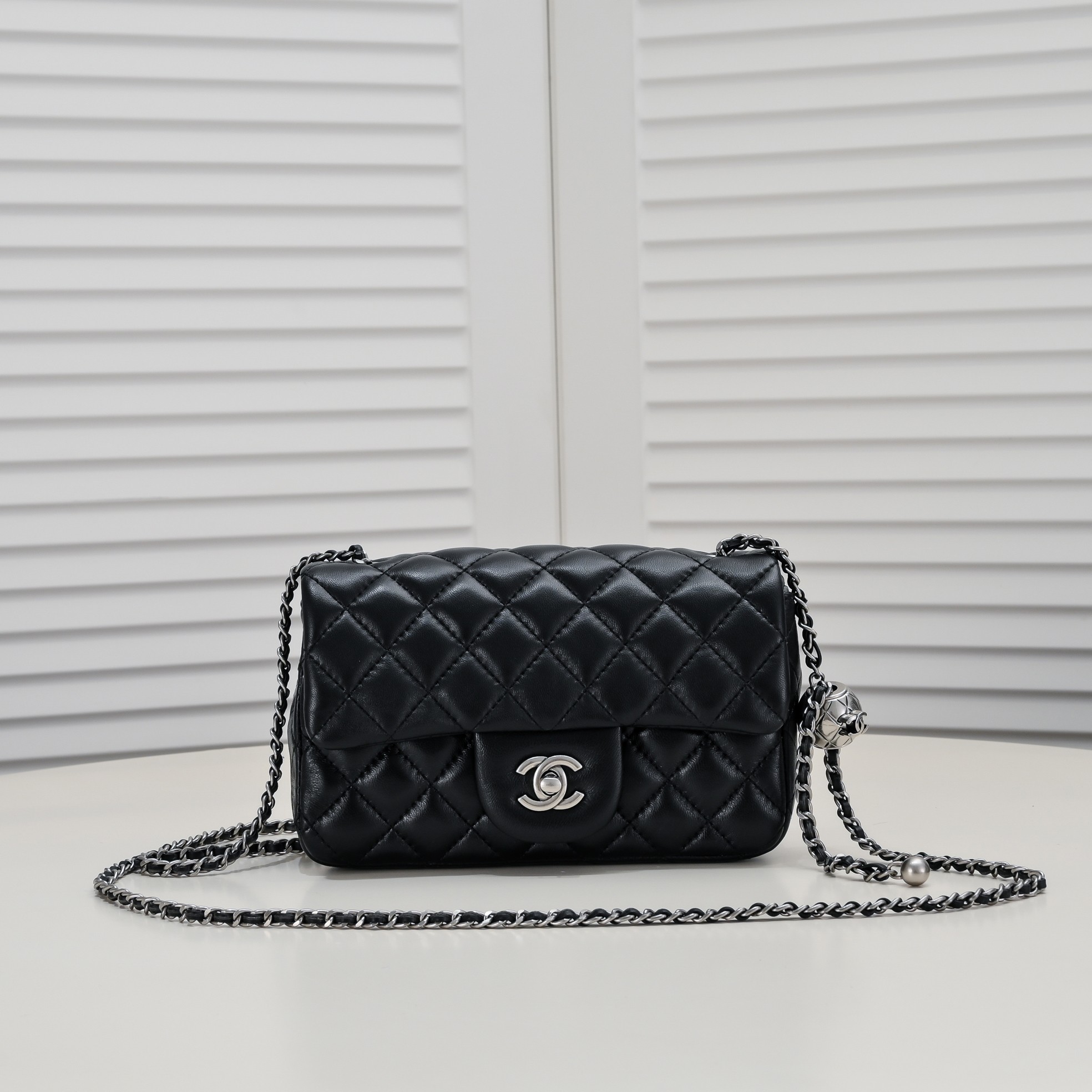 Chanel Cross Body Metal Ball Chain Shoulder Bag Handbag