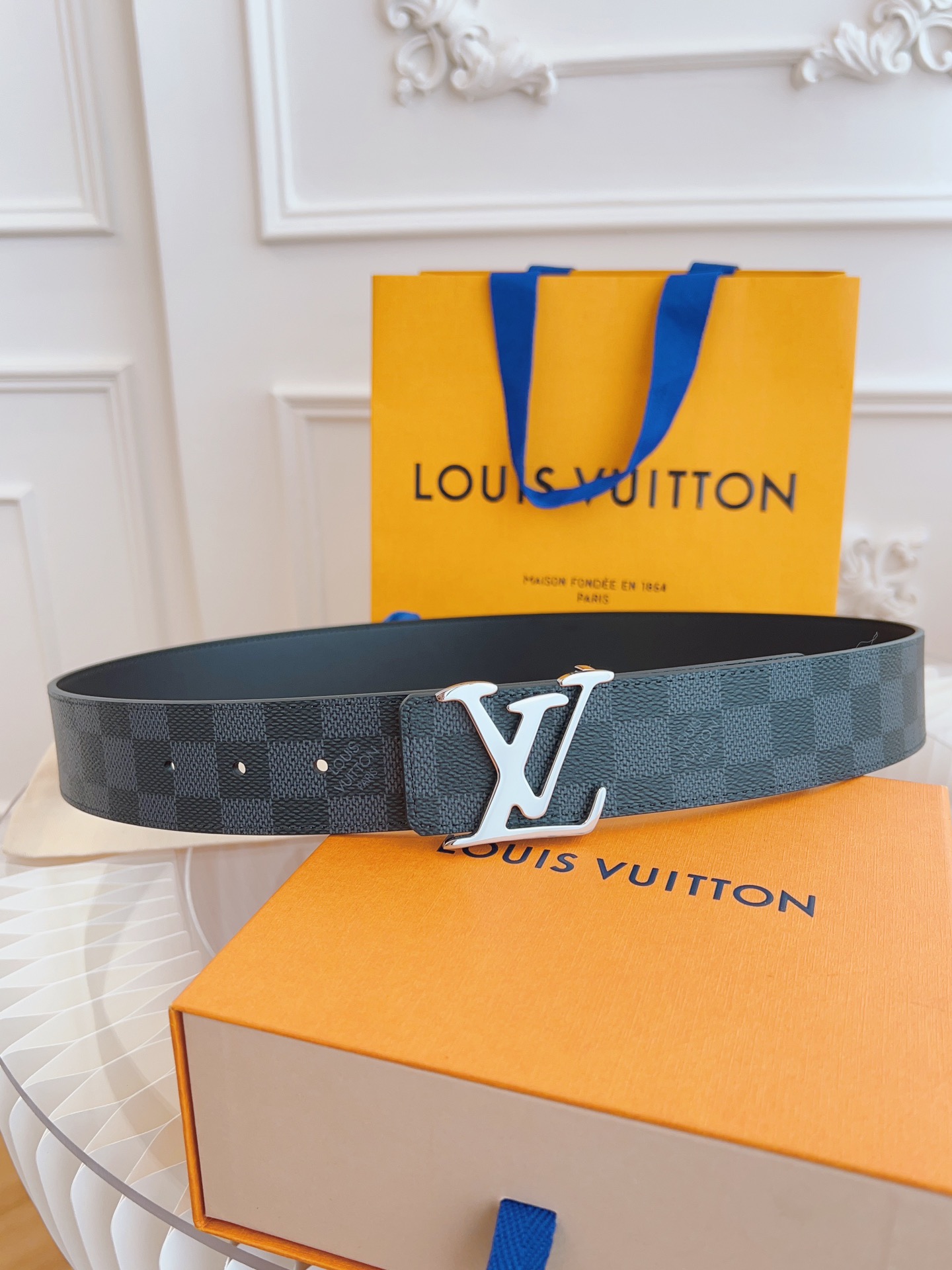 Louis Vuitton LV Leather Belts 1:1 Mirror Version