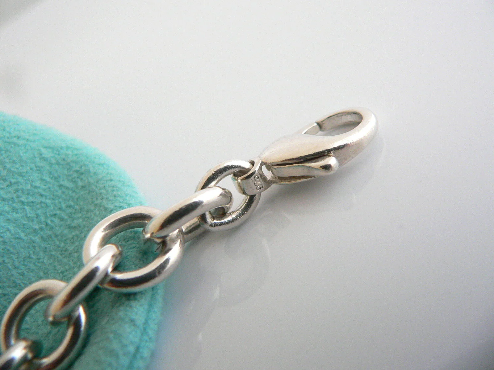 Tiffany & Co Silver 18K Gold Heart Arrow Charm Dangle Bracelet Bangle Gift Pouch