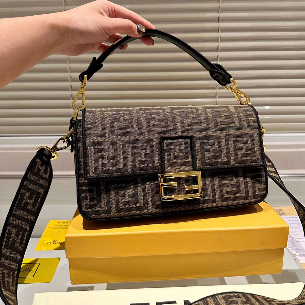 FENDI Baguette Bag Shoulder Bag(Replica)