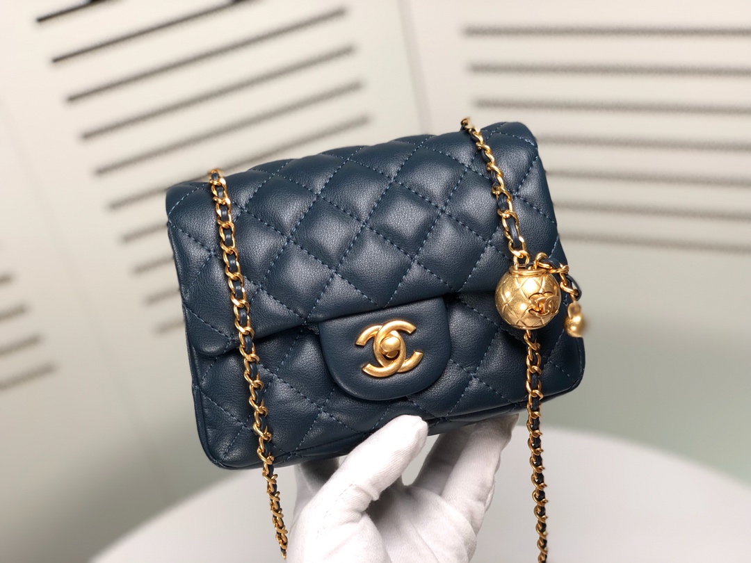 Chanel Cross Body Metal Ball Chain Shoulder Bag Handbag