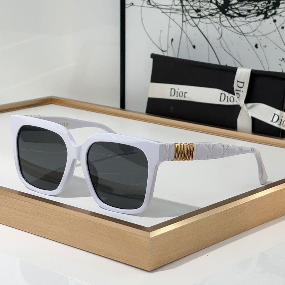 Dior Mirror Leg Stereoscopic Logo sunglasses Top quality (Replica）