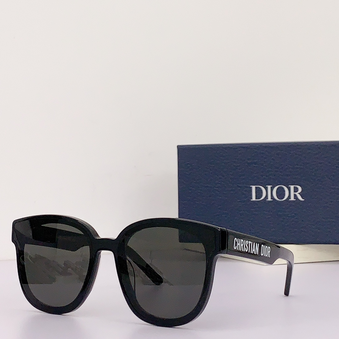 Dior Square Sunglasses Top Quality (Replica）