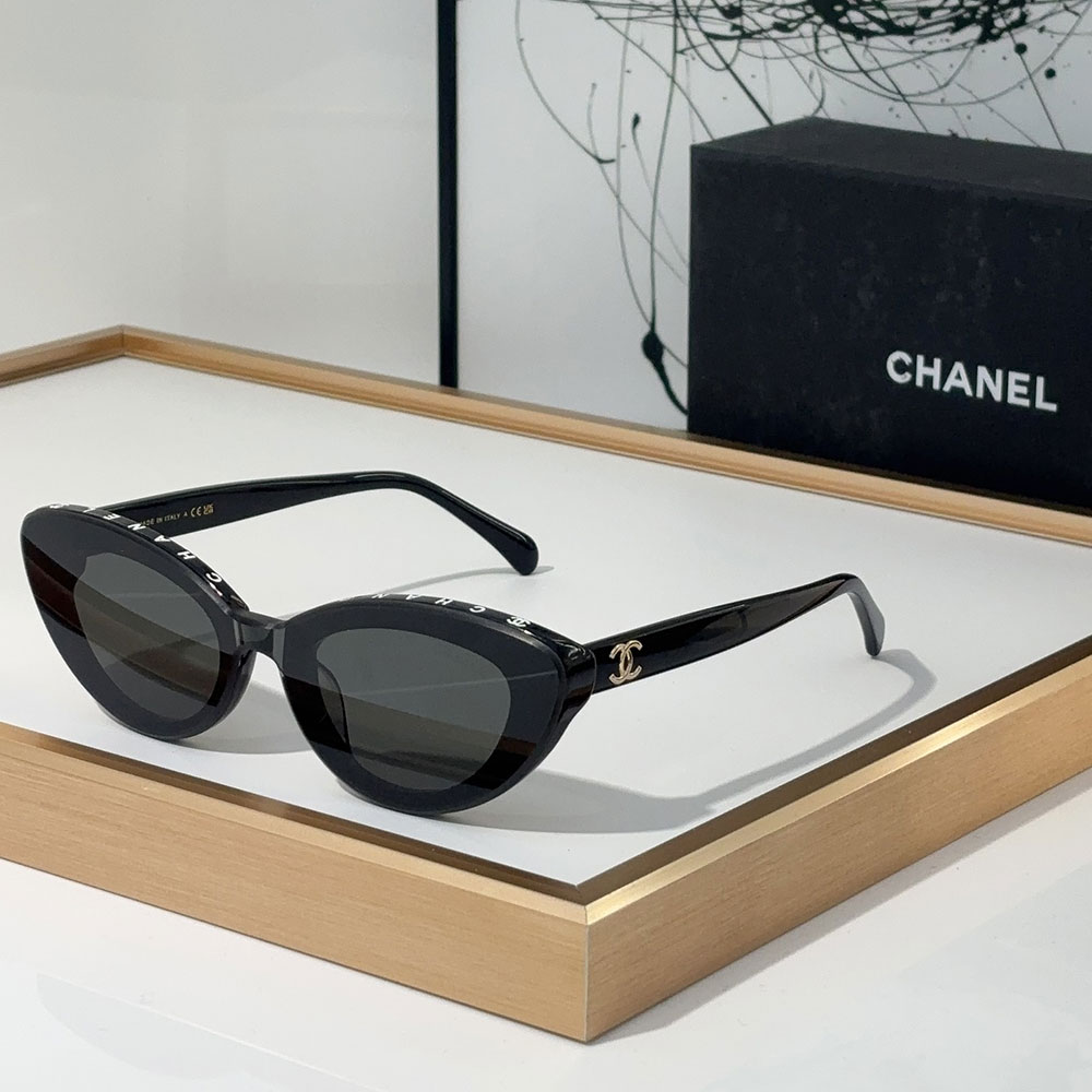 Chanel  Mirror leg Logo Cat-eye Sunglasses Top quality （Replica）