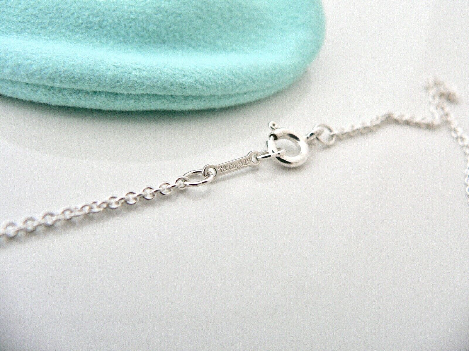 Tiffany & Co Diamond Modern Heart Dangle Necklace Pendant Charm Chain Pouch Love