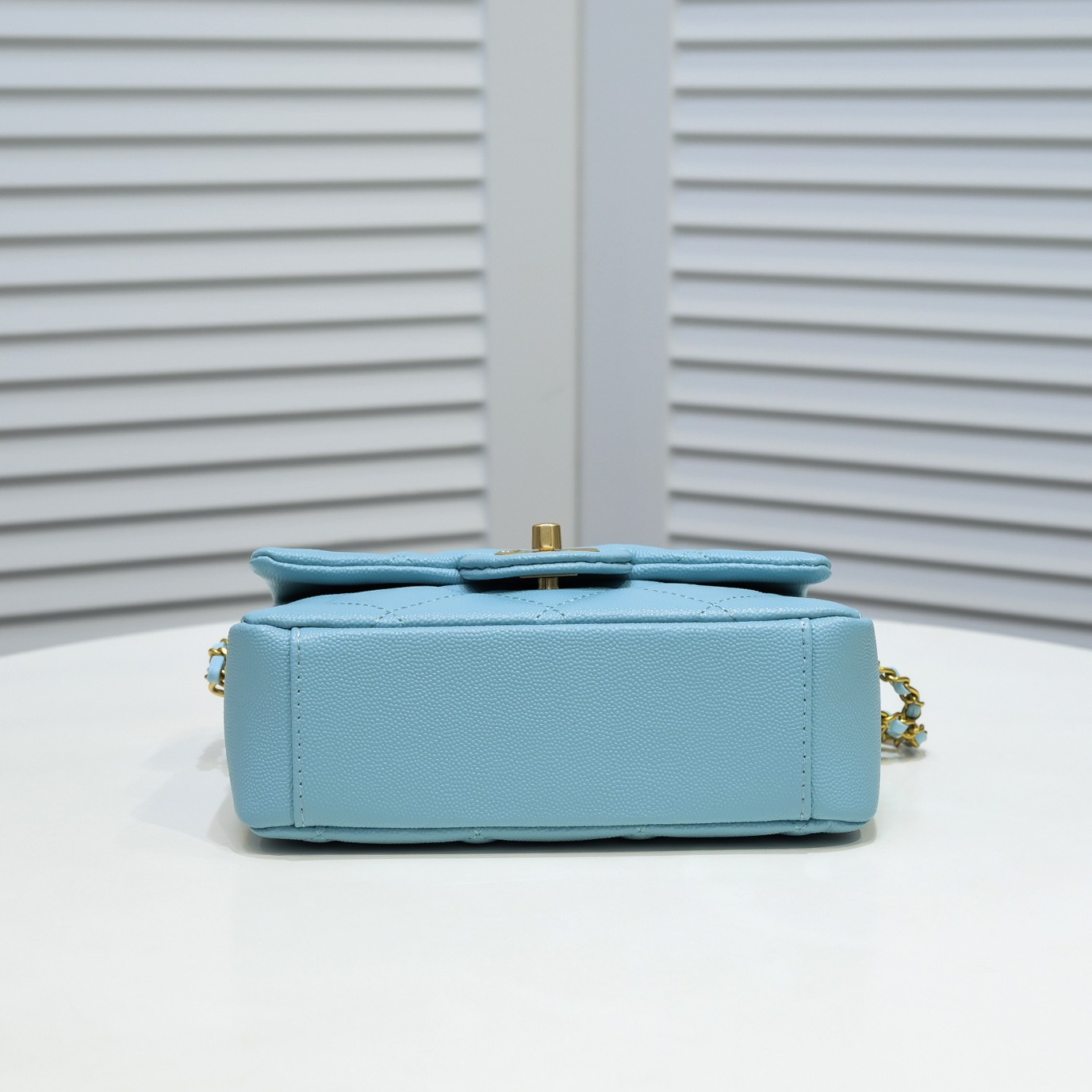 Chanel 21K Mini  Shoulder Bag Handbag