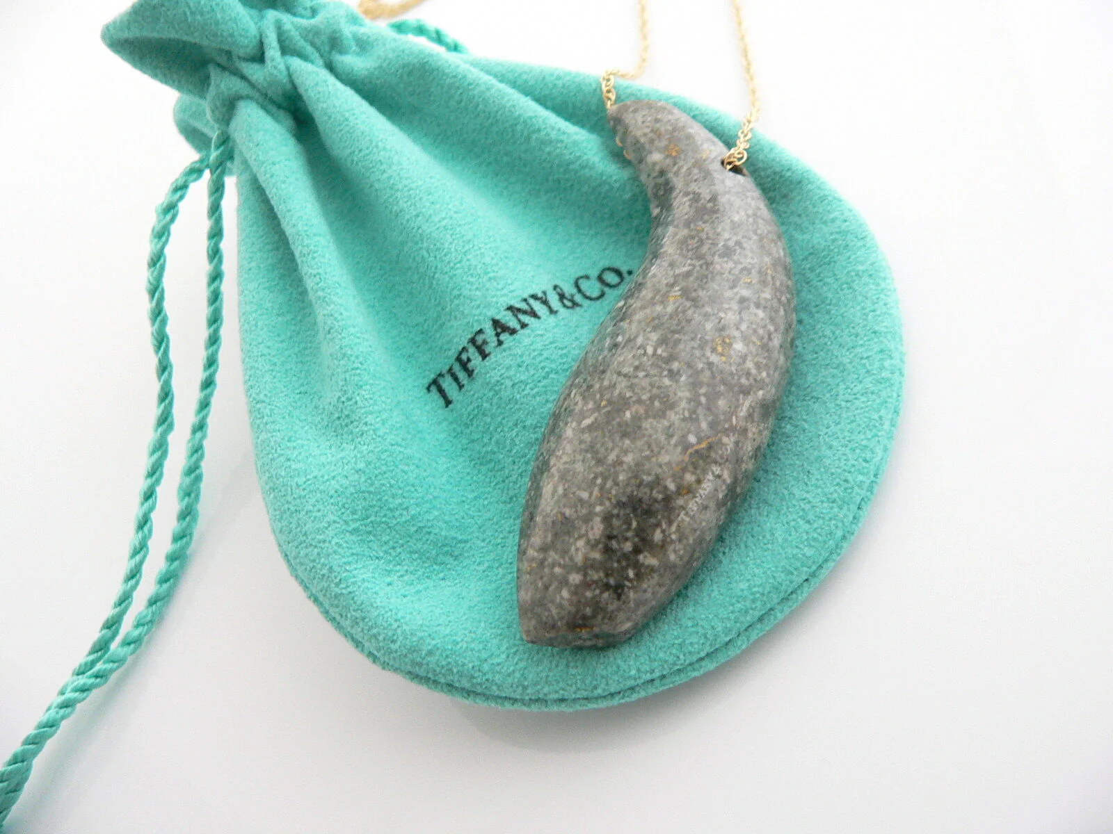 Tiffany & Co Gehry 18K Gold Jade Fish Necklace Dangle Pendant Love Gift Pouch