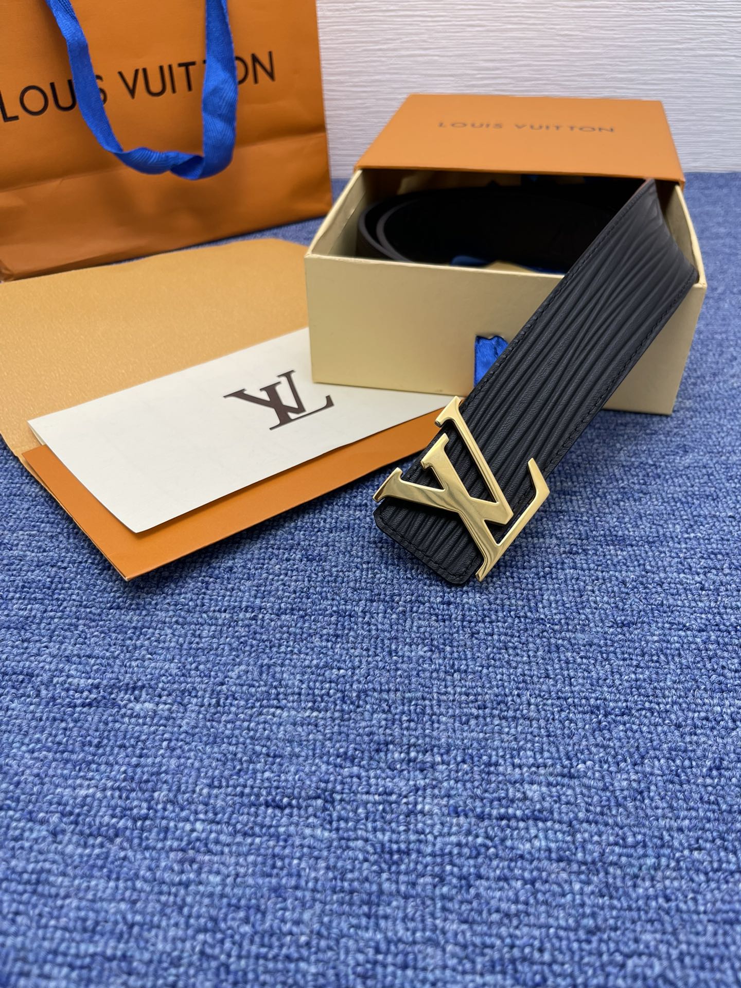 Louis Vuitton LV Leather Belts 1:1 Mirror Version