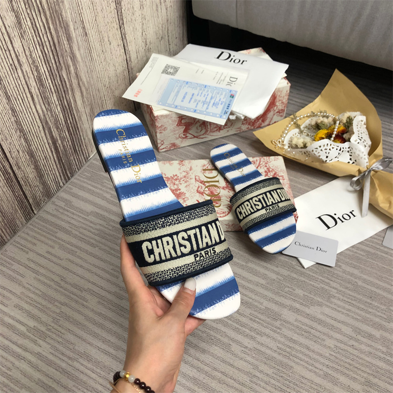 Dior DWAY Slide Slipper Sandals (Replica)