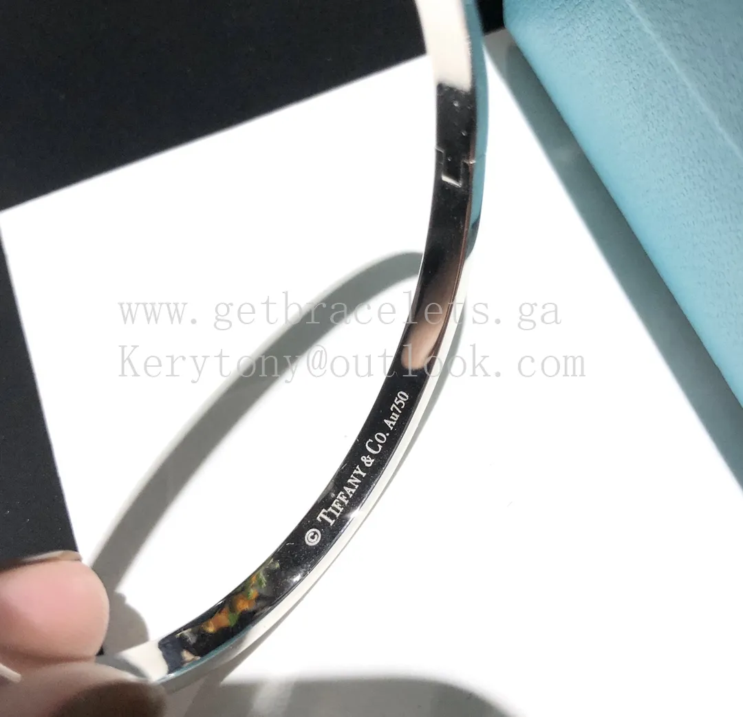 Tiffany T1 Wide Diamond Hinged Bangle White Gold