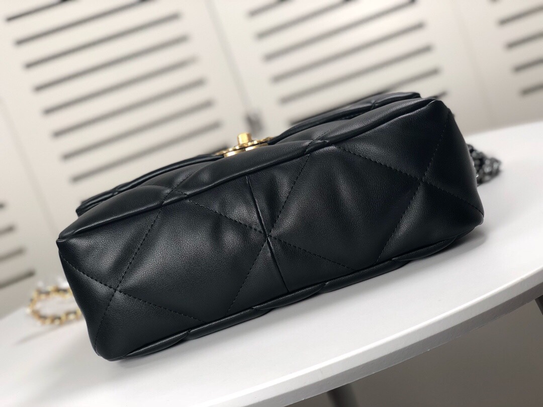 Chanel Lambskin Quilted Medium19 Flap Shoulder Bag Handbag