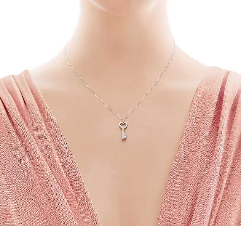 Replica Tiffany Keys Heart Key Pendant Necklace Fine Jewelry Price Dubai 35483853
