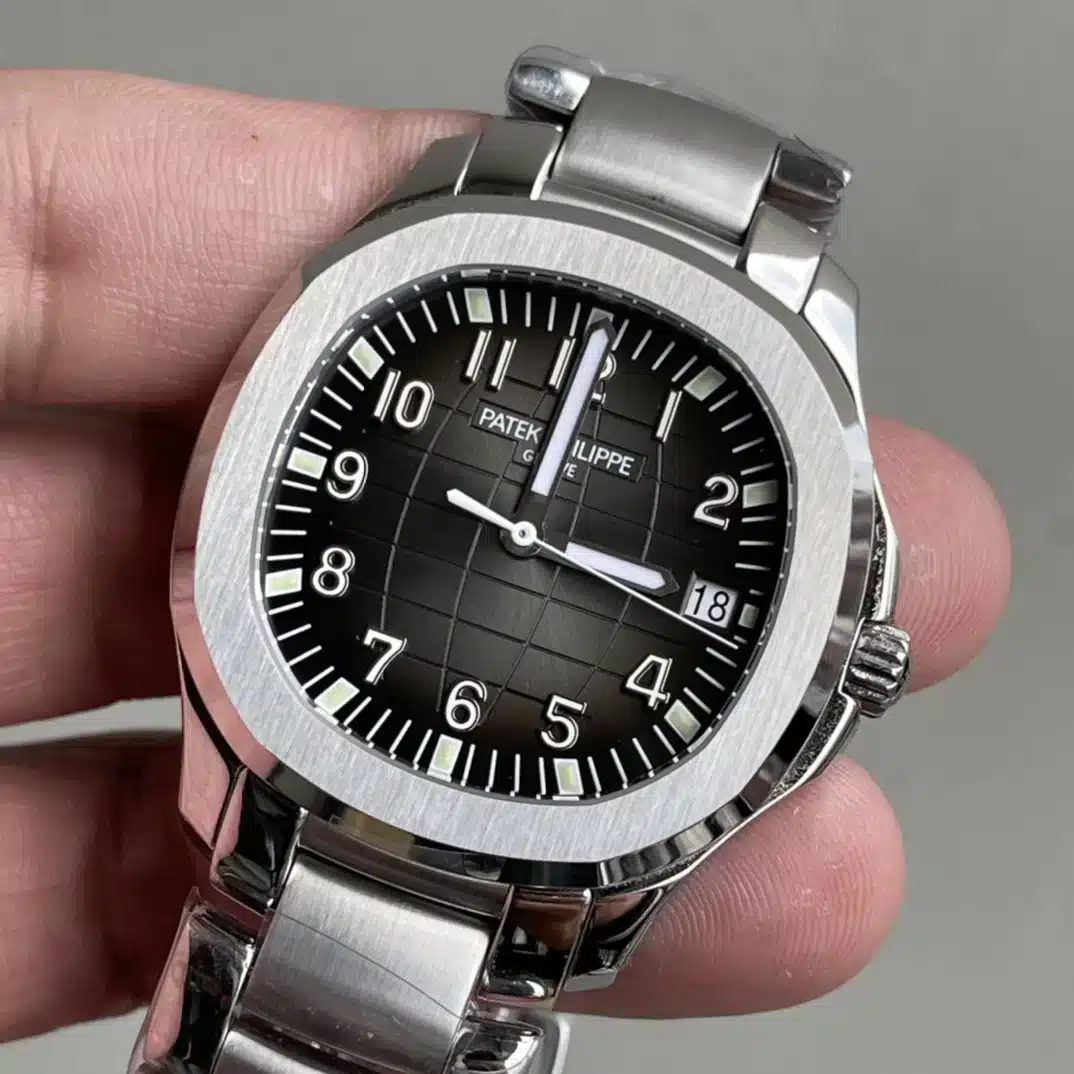 Aquanaut 5167/1A-001 Date, Sweep seconds 40.8 mm,Stainless steel