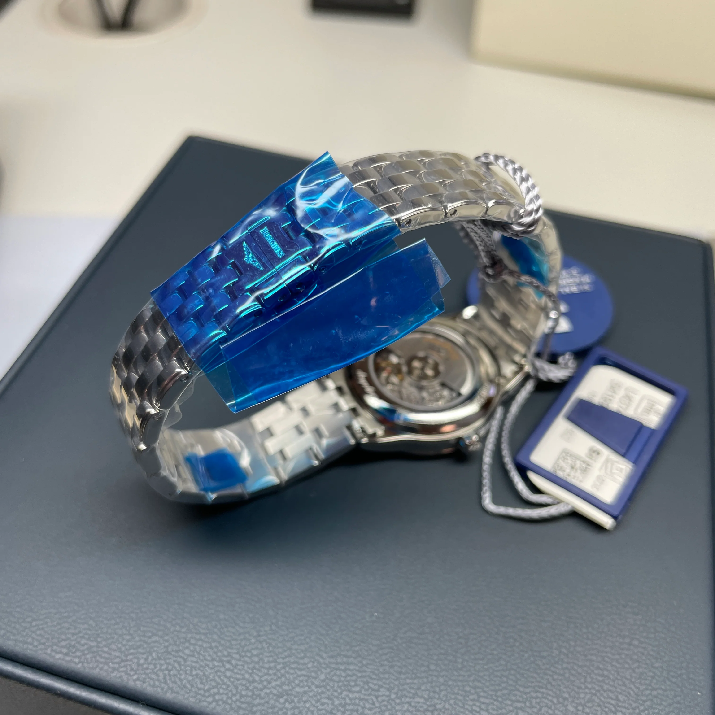 Flagship 30mm Automatic Black Dial Stainless Steel Watch L43744596