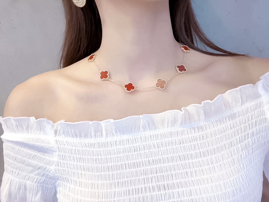 Van Cleef 10 motifs Necklace Replica