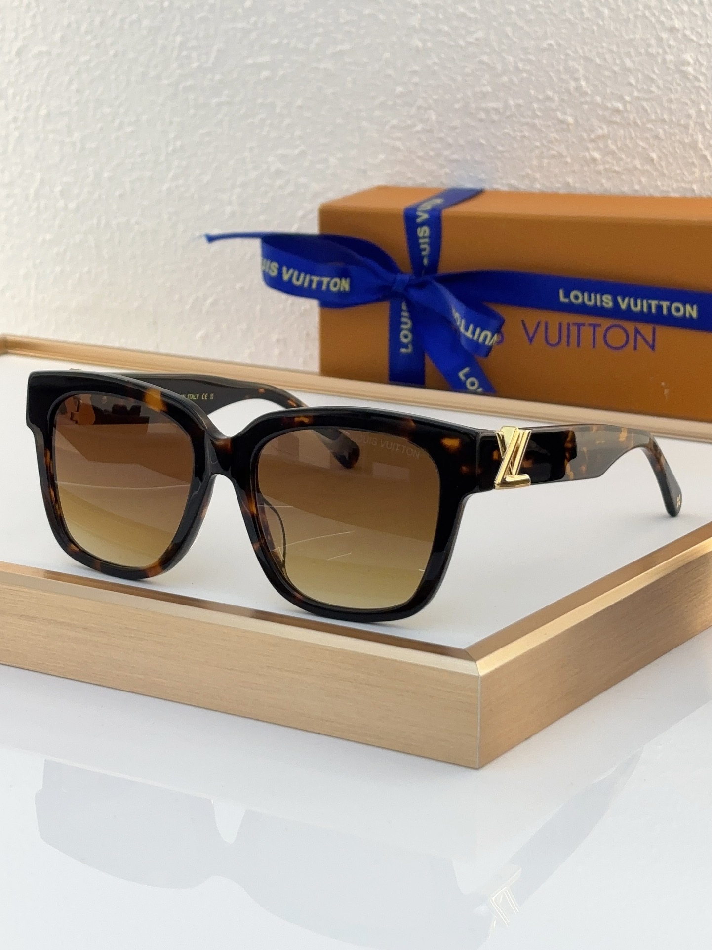 Louis Vuitton LV Sunglasses