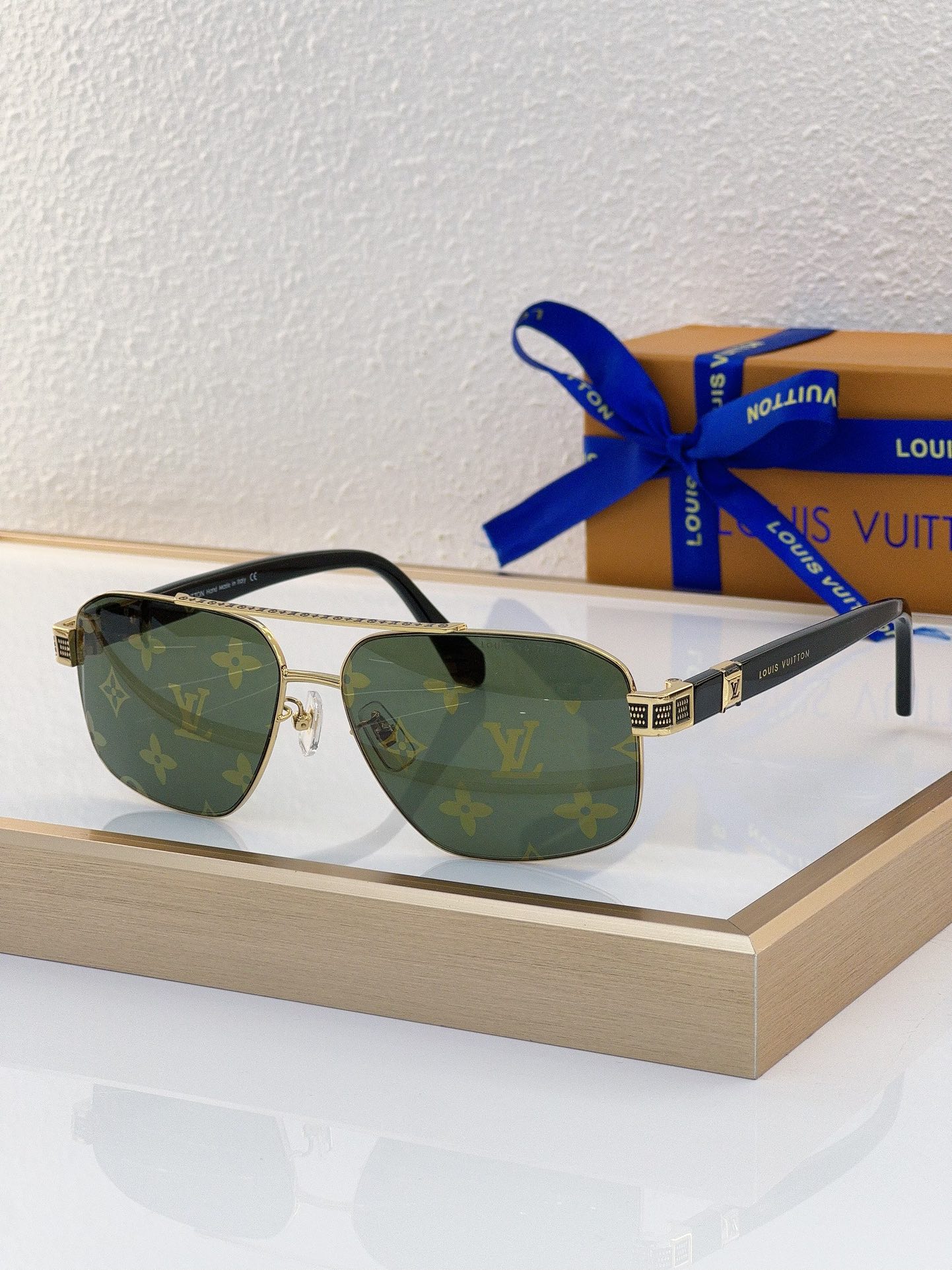 Louis Vuitton LV Sunglasses