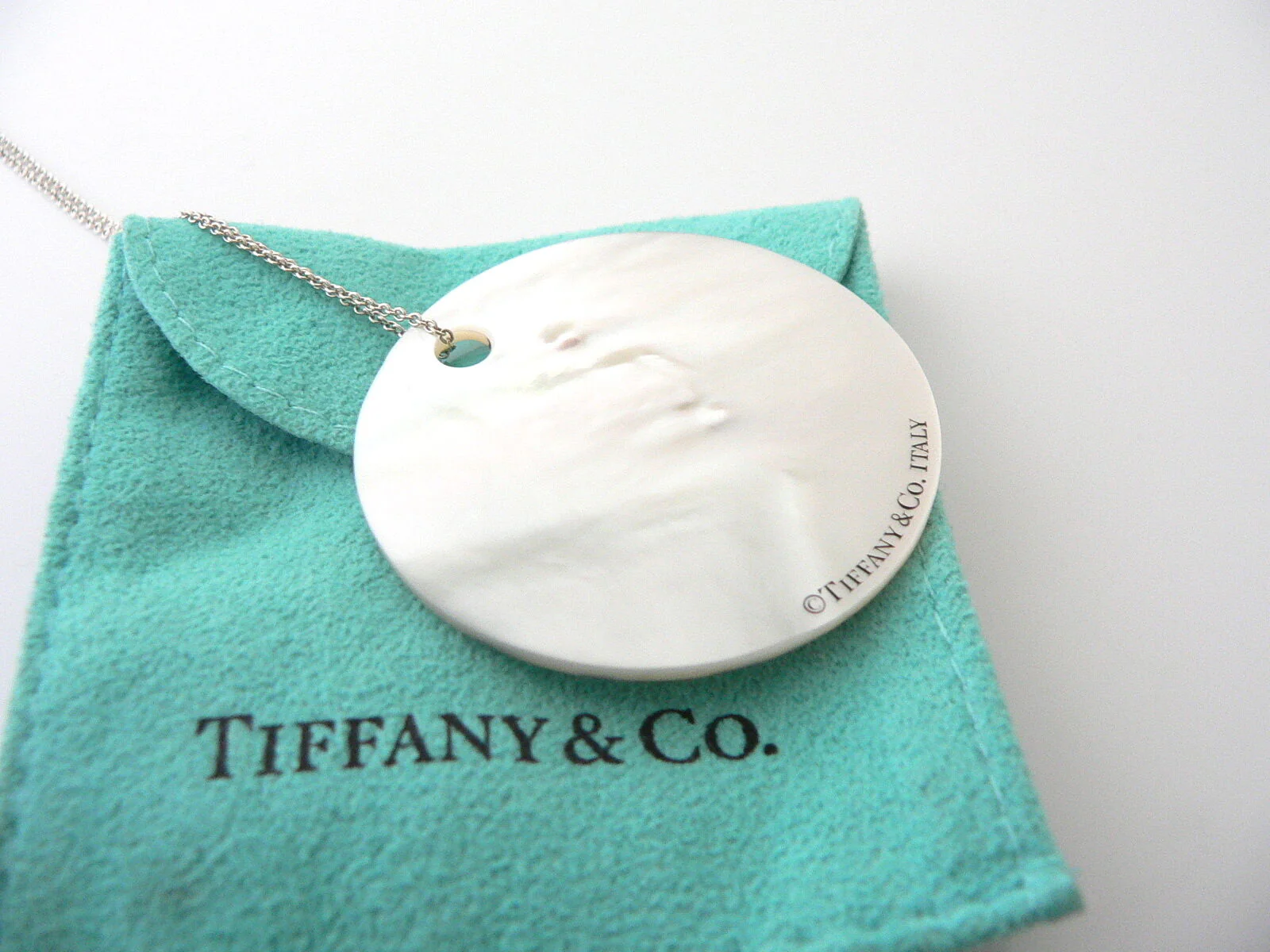 Tiffany & Co Silver Mother Pearl Necklace Notes Charm 20 In Chain Gift Pouch Art