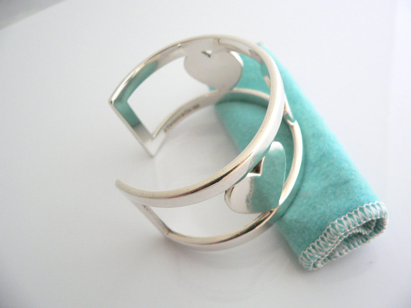 Tiffany & Co Silver Heart Bar Cuff Bangle Bracelet Rare Gift Pouch Love Art