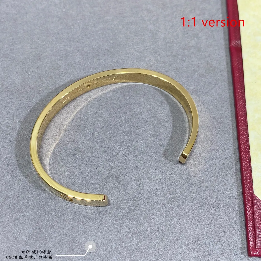 Cartier Semi-Open Love Bracelet With 1 Diamonds Yellow Gold/White Gold/Rose Gold