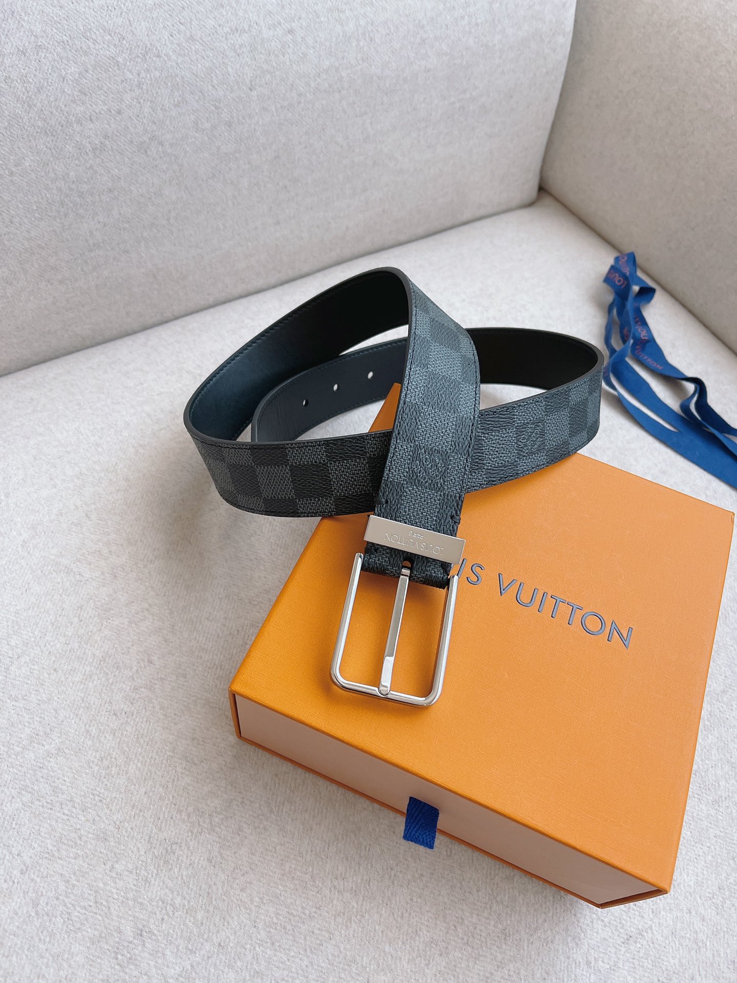 Louis Vuitton LV Leather Belts 1:1 Mirror Version