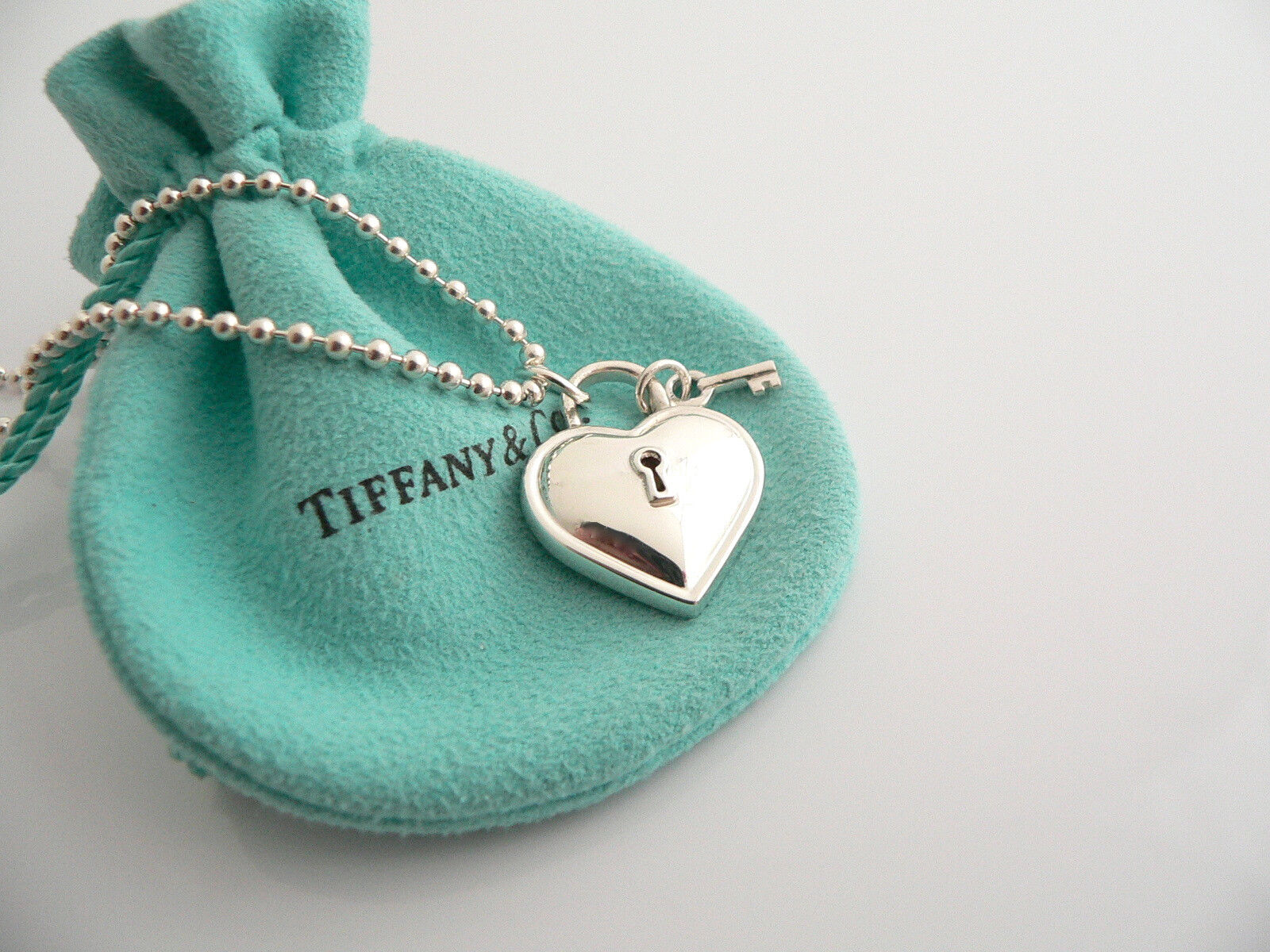 Tiffany & Co Large Heart Key Necklace Pendant Charm 34 In Chain Gift Love Pouch
