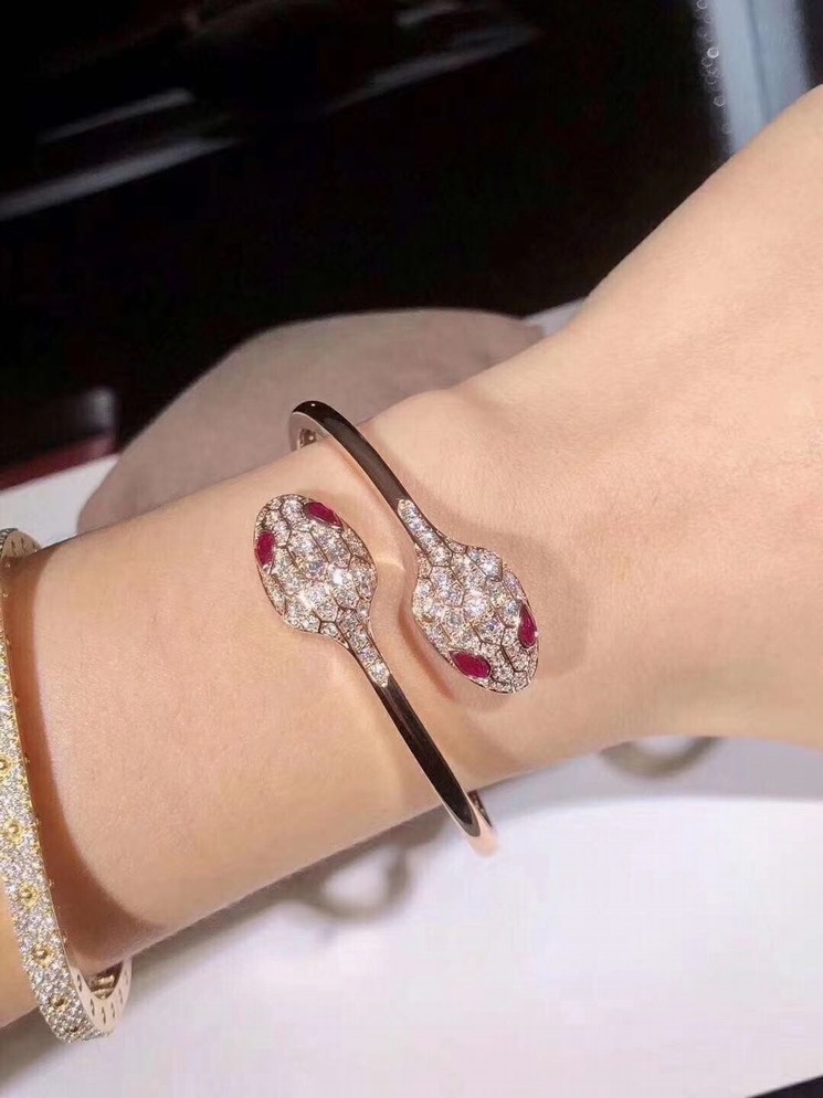 BVLGARI SERPENTI VIPER BRACELET